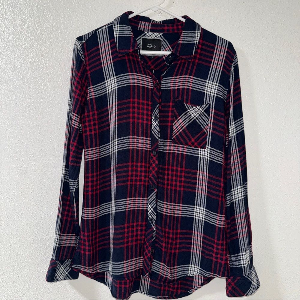 Rails Hunter Women's Small plaid button-down Flannel in navy, red, and white